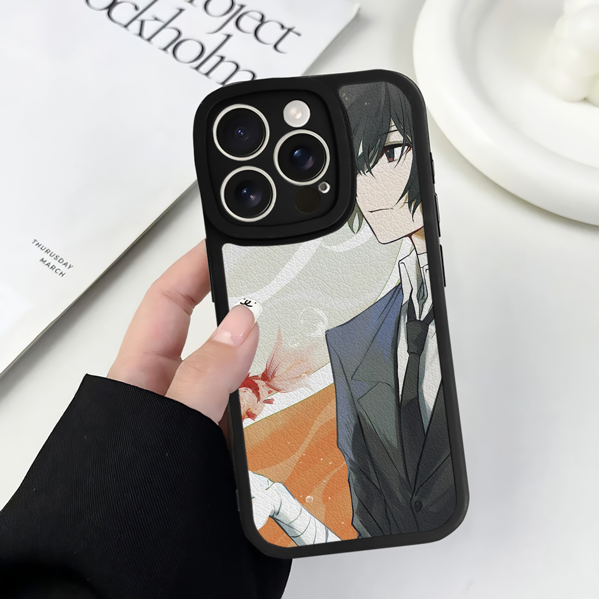 （画像用） 文豪ストレイドッグス Bungo Stray Dogs 【iPhone 16シリーズ対応】シリコンスマホケース（レザー調） 材質：シリコン